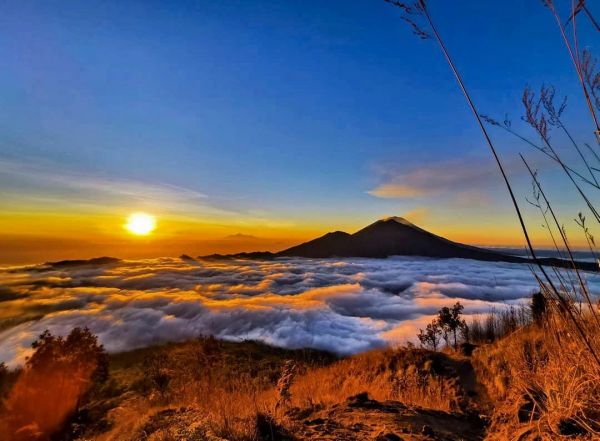 Mount Batur Sunrise Hike and Swim on Natural Hot Spring | Nusa Penida Islands Tour