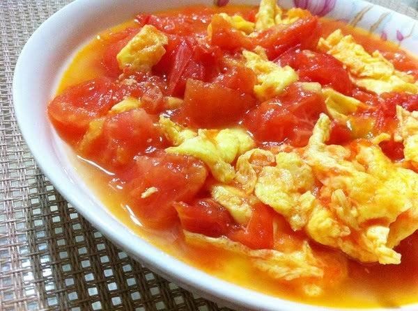西紅柿，和它是絕配！營養(yǎng)互補(bǔ)，軟化血管，降膽固醇，不說不知道