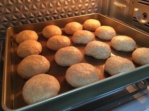 健康小麦餐包(红豆馅)（无需揉出膜）的做法步骤 第4步