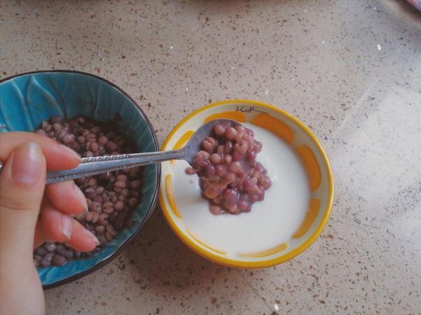 純奶手撕吐司的做法 步驟1