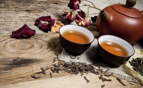 喝牛蒡茶能治療便秘嗎 喝牛蒡茶的好處 牛蒡茶的功效與作用