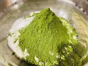 【無(wú)糖無(wú)黃油+超低卡健康】抹茶紅豆酸奶磅蛋糕，清爽濕潤(rùn)，柔軟細(xì)膩，無(wú)負(fù)擔(dān)，夏天的做法 步驟3
