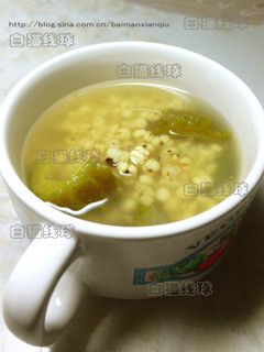 夏季平衡飲：苦瓜薏米湯