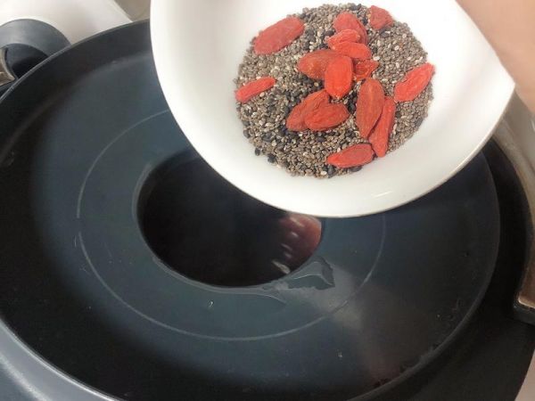 純奶手撕吐司的做法 步驟1