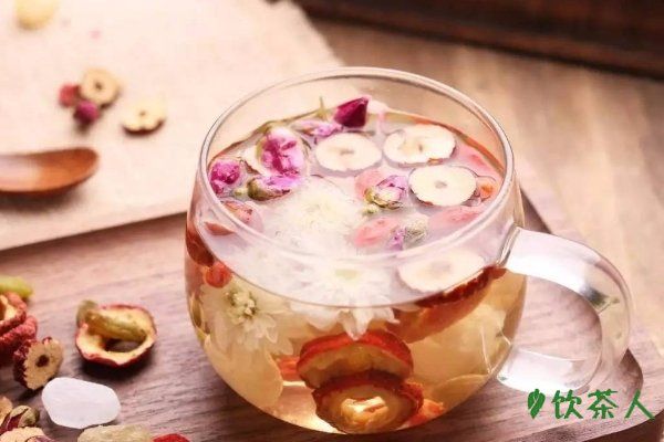 如何泡玫瑰花茶，玫瑰花茶的正確沖泡方法(玫瑰花茶的三種搭配)