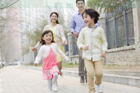 〖老年奶粉堅(jiān)果藕粉_老年人喝藕粉好還是喝奶粉好〗