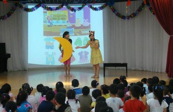 幼兒園大班健康教案《跳短繩》