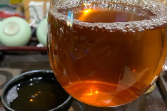 黑茶的金花致癌癌癥村，黑茶喝了得癌癥？