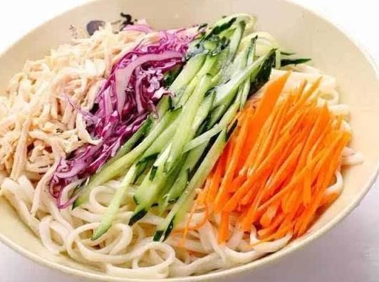 面條這樣做，營養(yǎng)又美味，做法還簡單，特別適合冬天做早餐吃