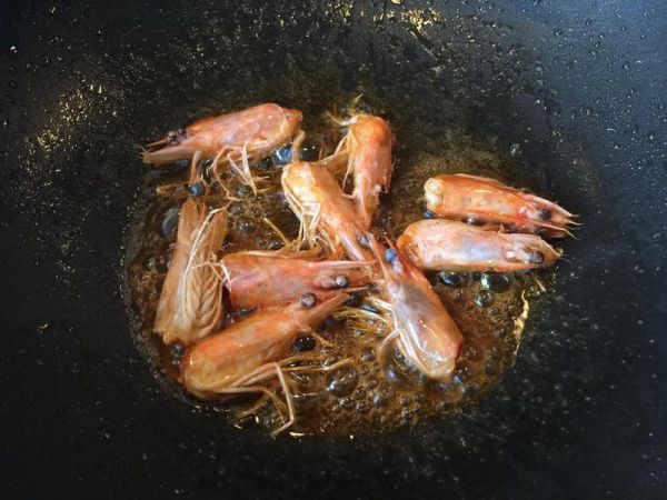 純奶手撕吐司的做法 步驟1