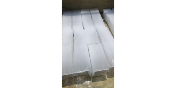 宜興奶茶店冰塊制作,冰塊