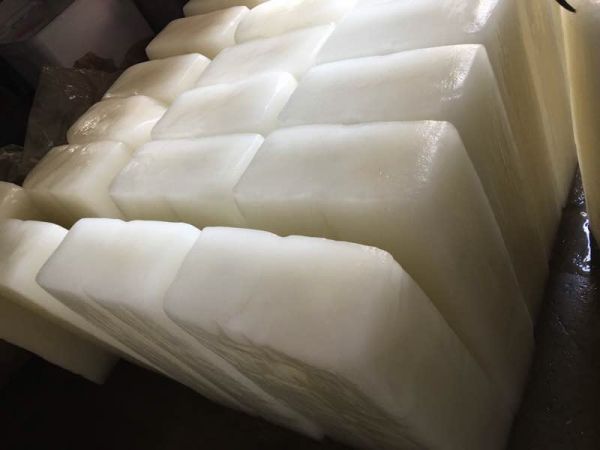 楊浦降溫大冰塊食用冰干冰降溫冰塊批發(fā)