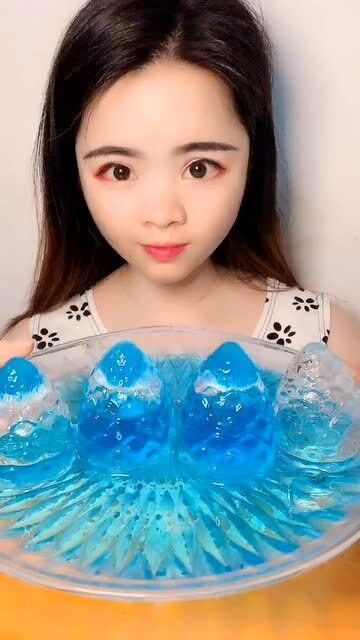 探索冰块的魅力与乐趣，最新吃冰趋势大热！