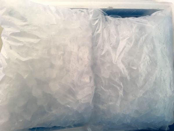 浦東食用冰市區(qū)免費配送上門干冰食用冰訂購