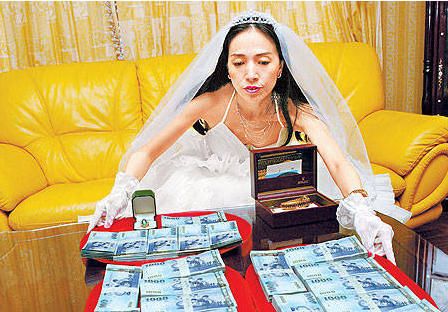 娛樂(lè)圈最悲劇的女星！結(jié)婚5次如今還是單身一人，骨瘦如柴