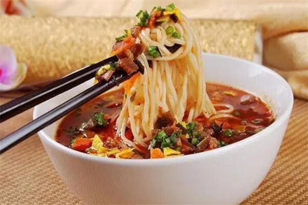 搟面杖面館