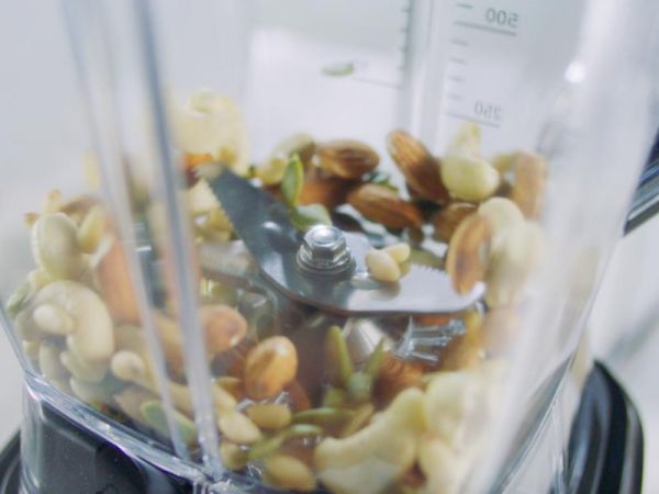 純奶手撕吐司的做法 步驟1