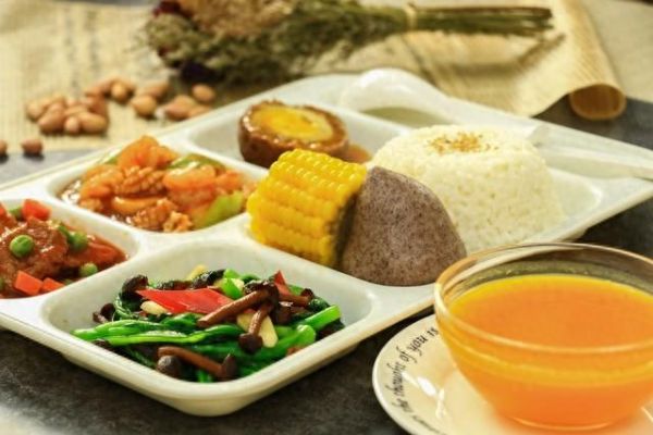 午餐營養(yǎng)搭配：健康與美味的完美結(jié)合