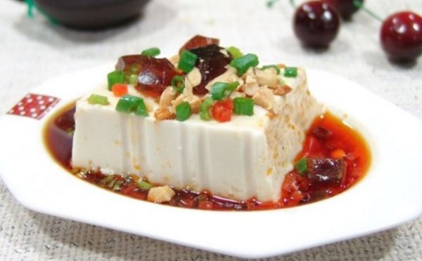 豆腐的養(yǎng)生功效有哪些？吃豆腐對(duì)健康的好處是什么？(1)