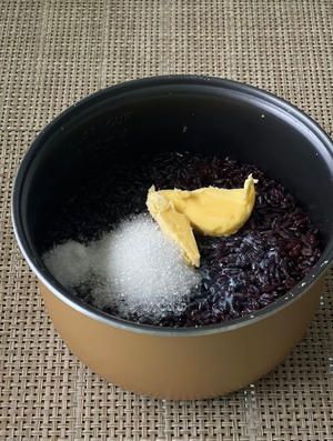 自制家庭版黑米糯米盞的做法 步驟1