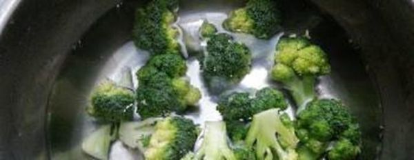 教你做蒜蓉西兰花，做法简单又好吃