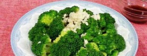 教你做蒜蓉西兰花，做法简单又好吃