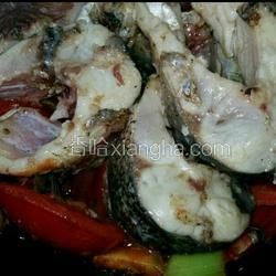 酱香番茄炖草鱼的做法[图]