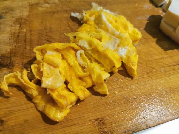 純奶手撕吐司的做法 步驟1