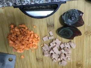 皮蛋豆腐湯的做法步驟 第2步