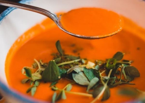 Slasa de tomate saludable