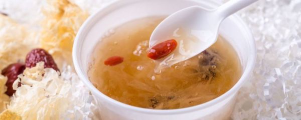 老酸奶更加有營養(yǎng)嗎 酸奶怎么挑 哪種酸奶好