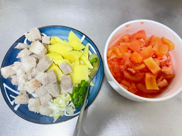 純奶手撕吐司的做法 步驟1