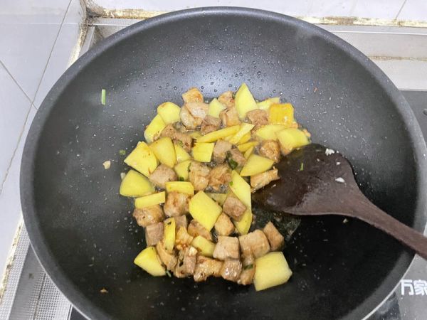 純奶手撕吐司的做法 步驟1