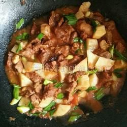 西红柿土豆炖牛肉的做法[图]