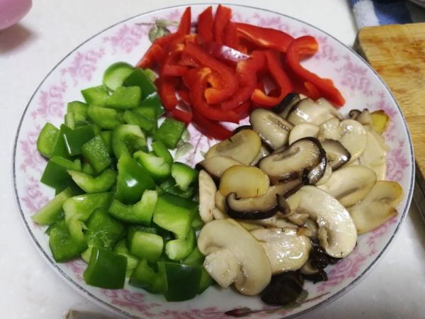 純奶手撕吐司的做法 步驟1