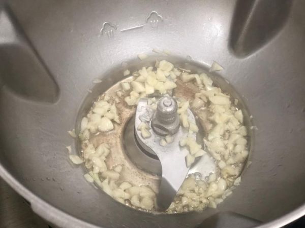 純奶手撕吐司的做法 步驟1