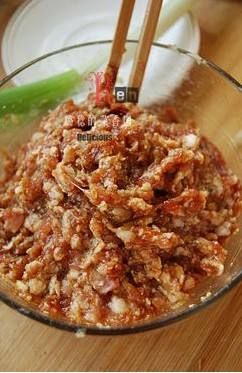 油豆皮卷肉怎么做