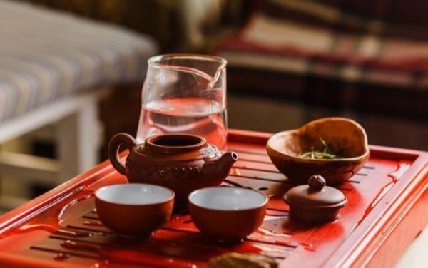 喝了這么多年的茶，你知道泡茶的水溫多少度是合適的嗎？