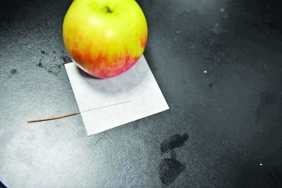 银针试毒试出鸡蛋黄有“毒”！专家：用银餐具有益健康