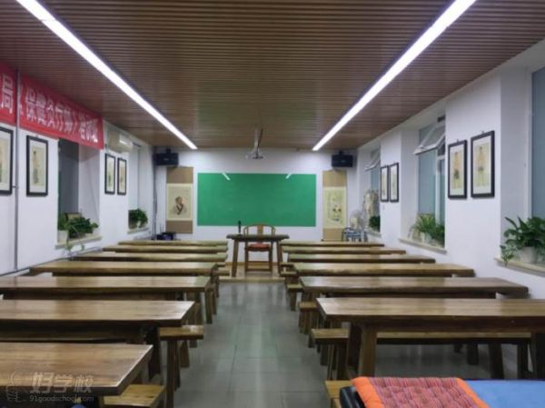 北京華佗職業(yè)技能培訓(xùn)學(xué)校 教室環(huán)境