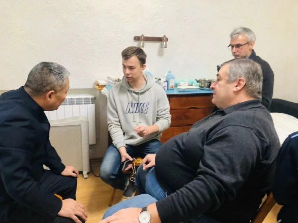 国医节 致敬非遗传承人 ——“黄氏经络五行调法”黄兴广
