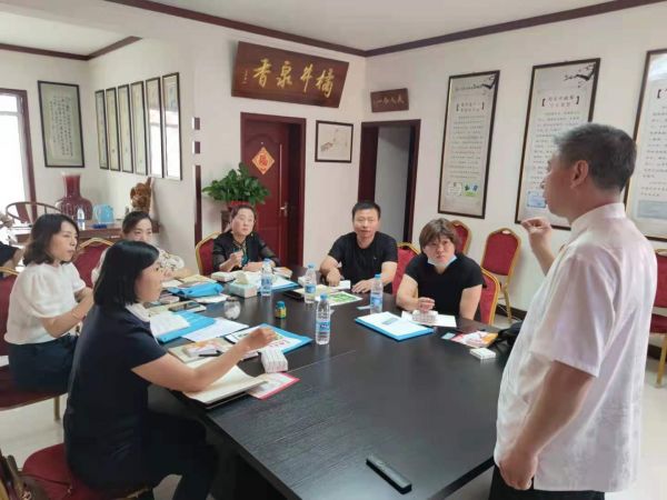 橘源堂鄭氏中醫(yī)流派無痛針灸針法精品研修班在淄博開班(圖4)