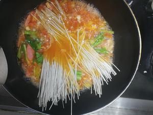 超詳細(xì)的濃郁番茄蕎麥面的做法 步驟6