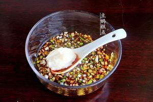 好簡單的蔥花面條，又鮮又香，早餐來一碗太舒服的做法 步驟3