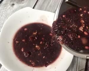 五谷雜糧粥(24種養(yǎng)生食材搭配的粥)的做法 步驟6