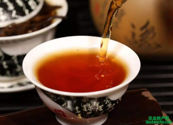  姜紅茶的危害與壞處 喝姜紅茶減肥注意事項(xiàng) 月經(jīng)不調(diào)能喝姜紅茶嗎