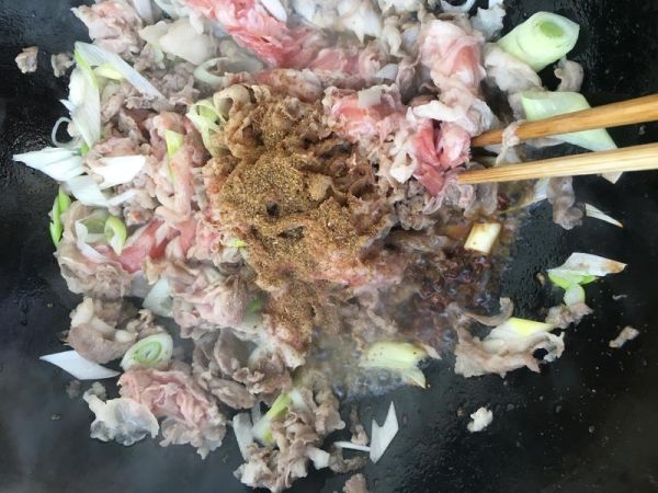 純奶手撕吐司的做法 步驟1