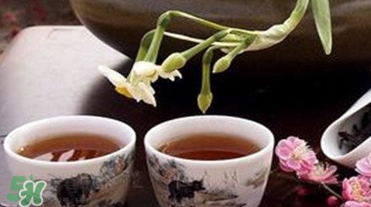 喝荷葉茶能減肥嗎？荷葉茶和什么搭配最好？
