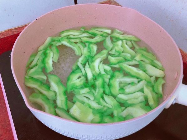 純奶手撕吐司的做法 步驟1