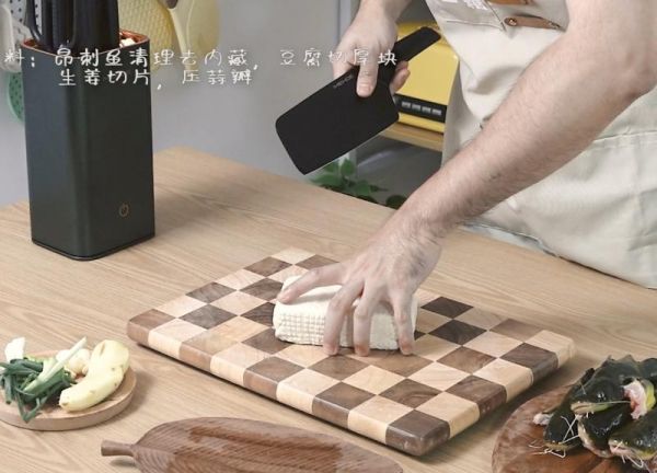 純奶手撕吐司的做法 步驟1